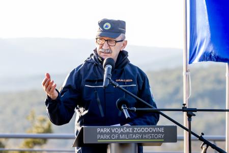 PVZ OTVORTEV RAZSTAVE CZ ŽIVLJENJA REŠUJEMO SKUPAJ 19.3.2025 - Valter Leban-3107